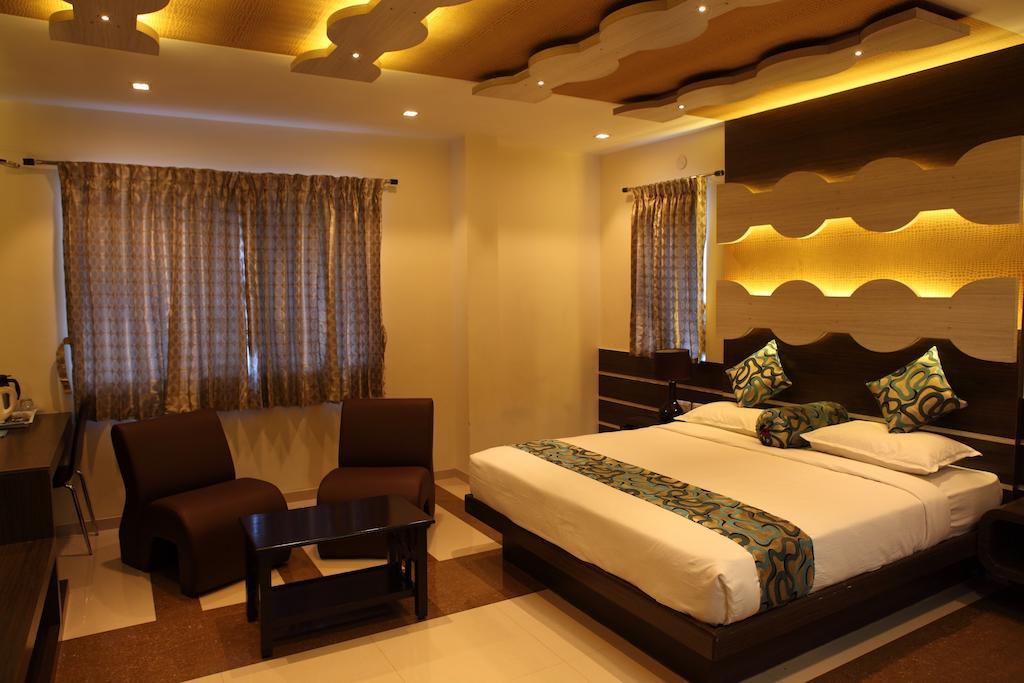 Sbs Grand Otel Coimbatore Oda fotoğraf
