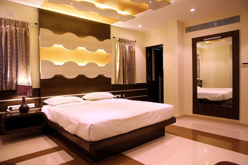 Sbs Grand Otel Coimbatore Oda fotoğraf